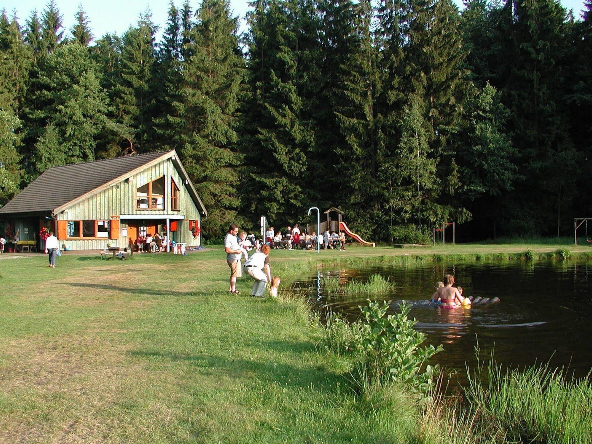 Antjes Schmankerlhotel Und Restaurant Tröstau Kültér fotó